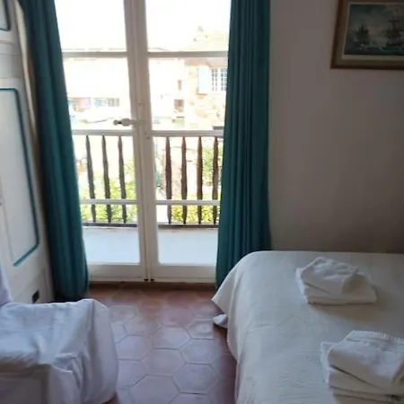 Maison De Pecheur Grimaud