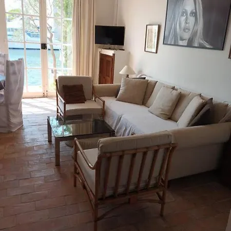 Maison De Pecheur Grimaud